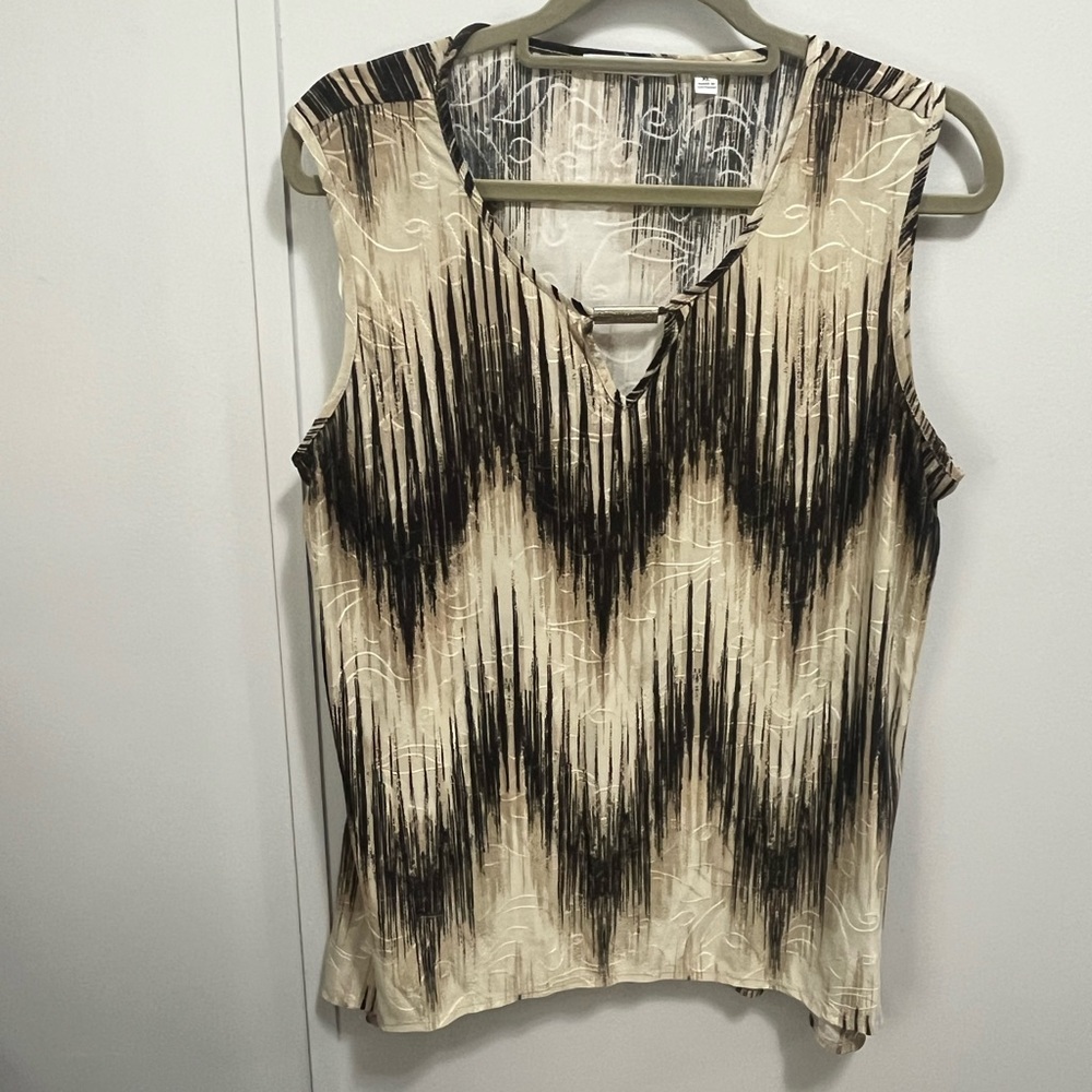 Notations Black and Cream Chevron Tank Top